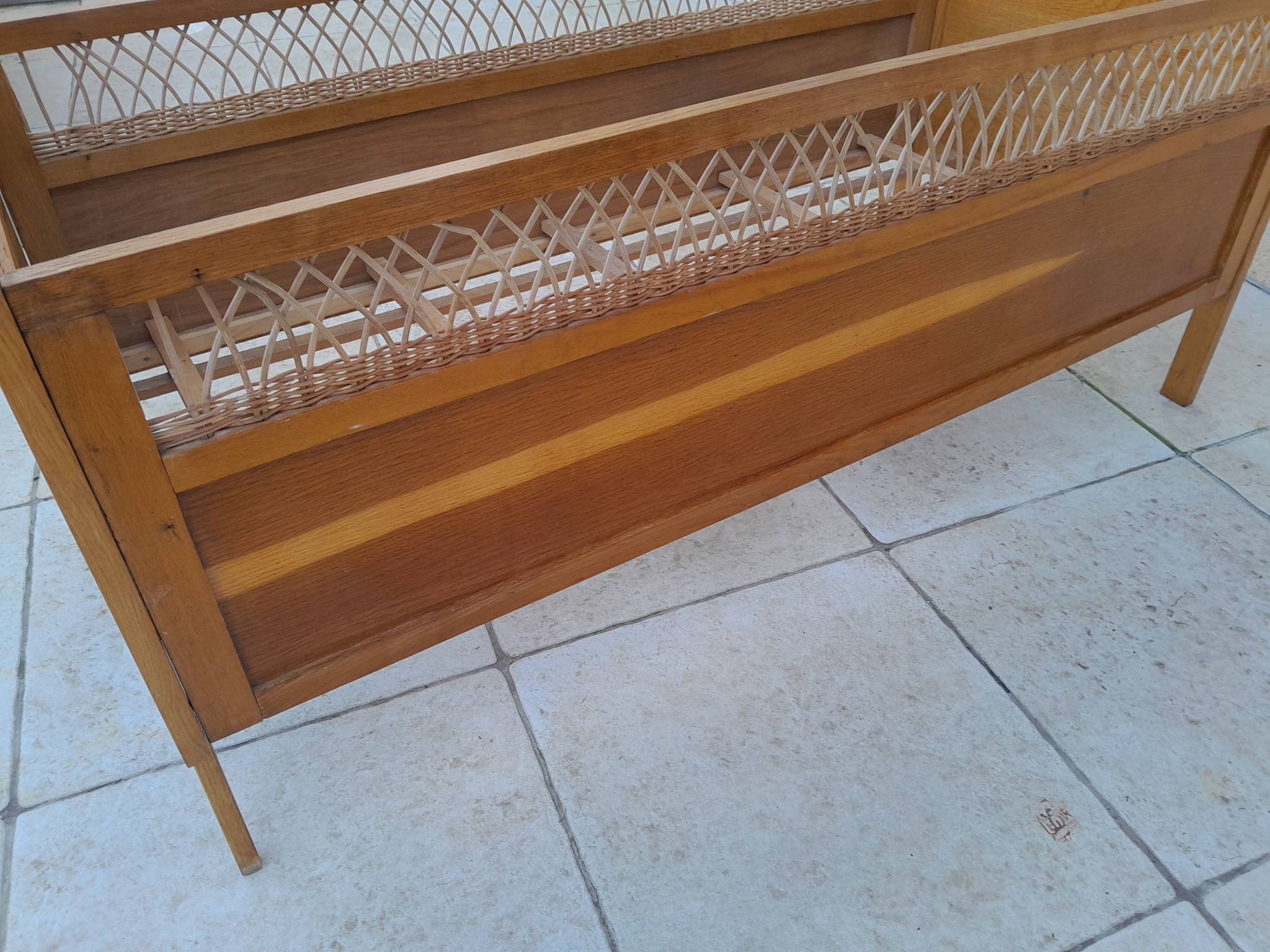 Vintage baby bed in wood and rattan from the 60s for children