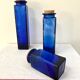 Trio de bocaux en verre bleu cobalt