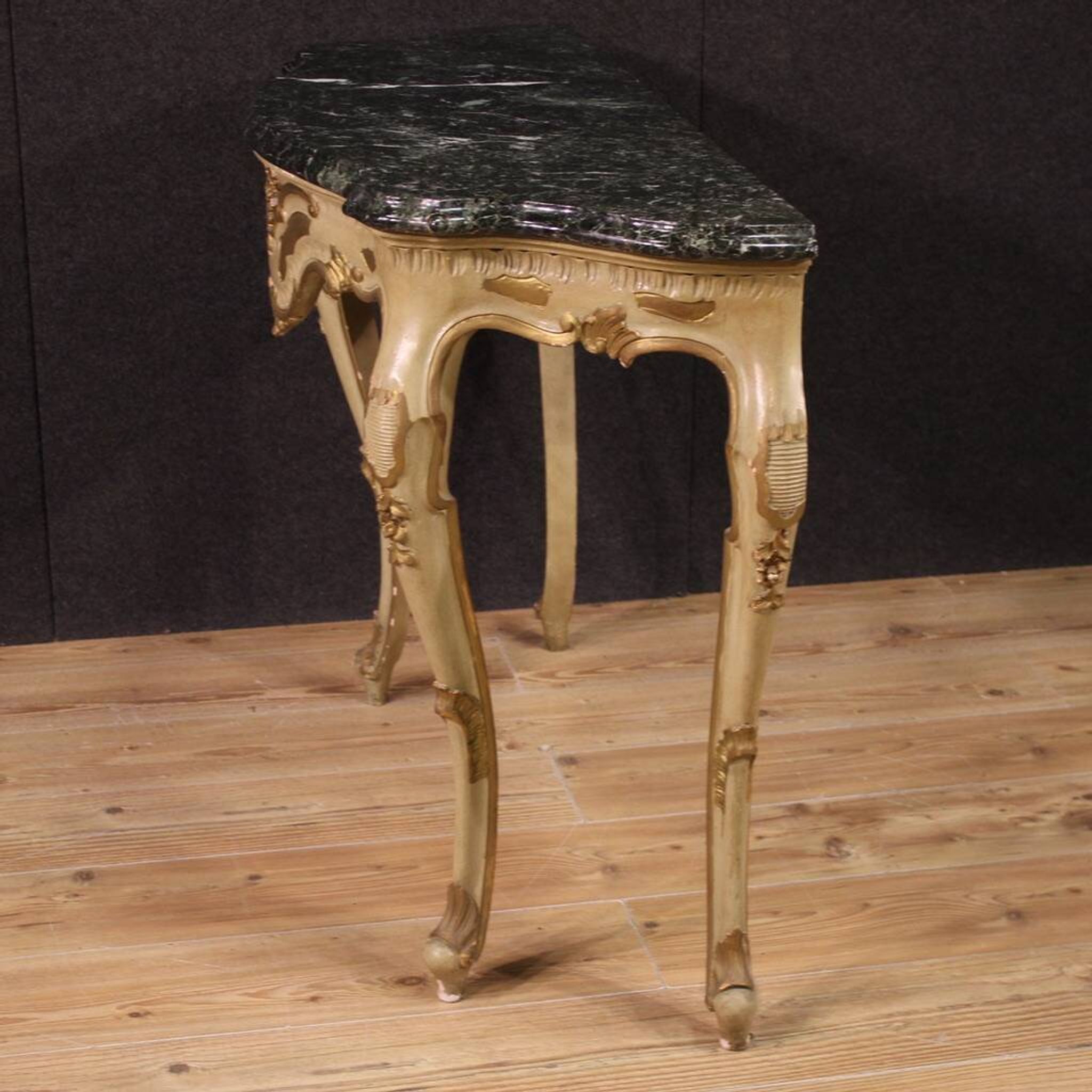 Console italienne laquée et dorée, 20e siècle