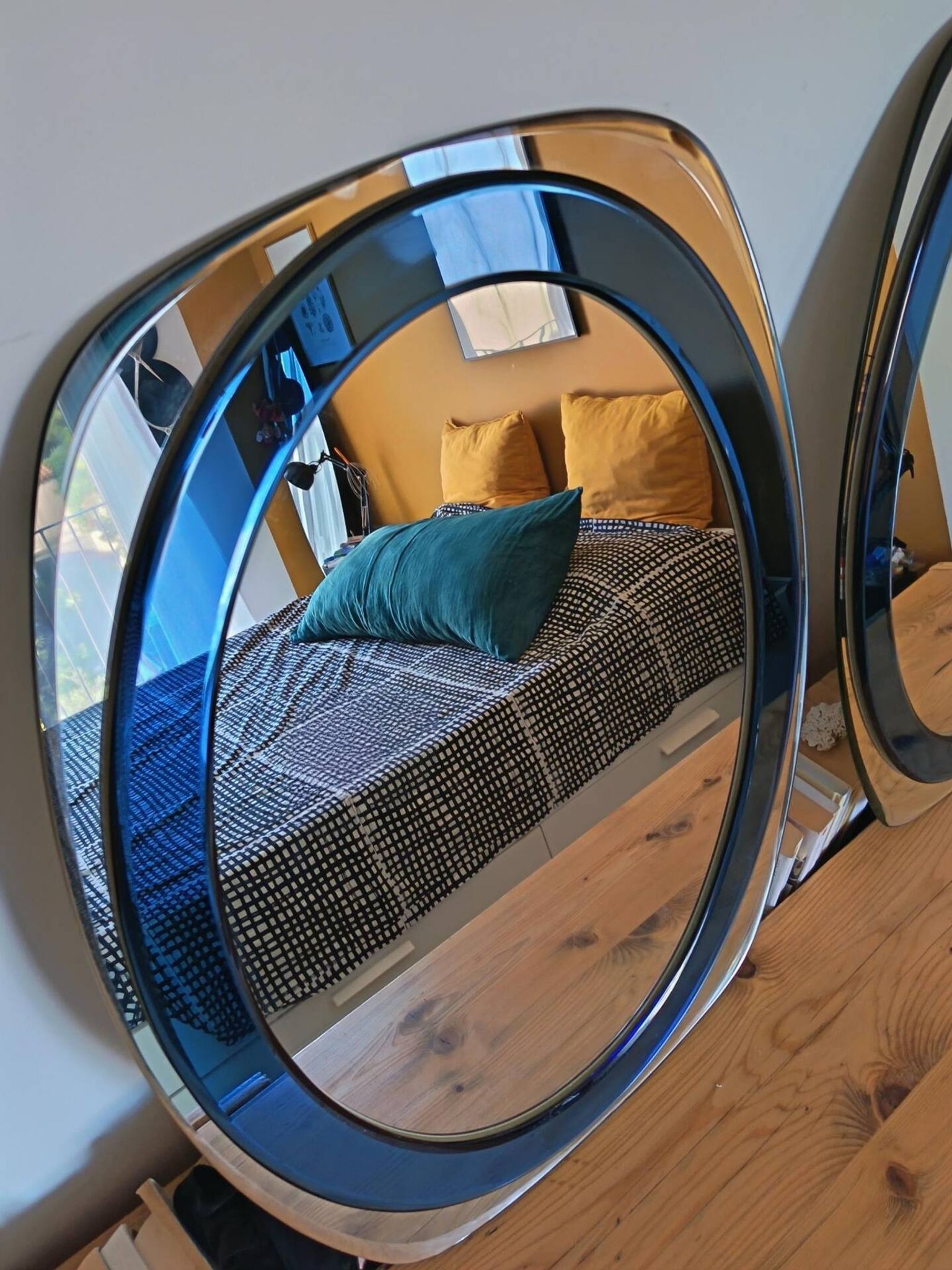 Pair of vintage italian mirrors from the 70s – attributed to cristal art