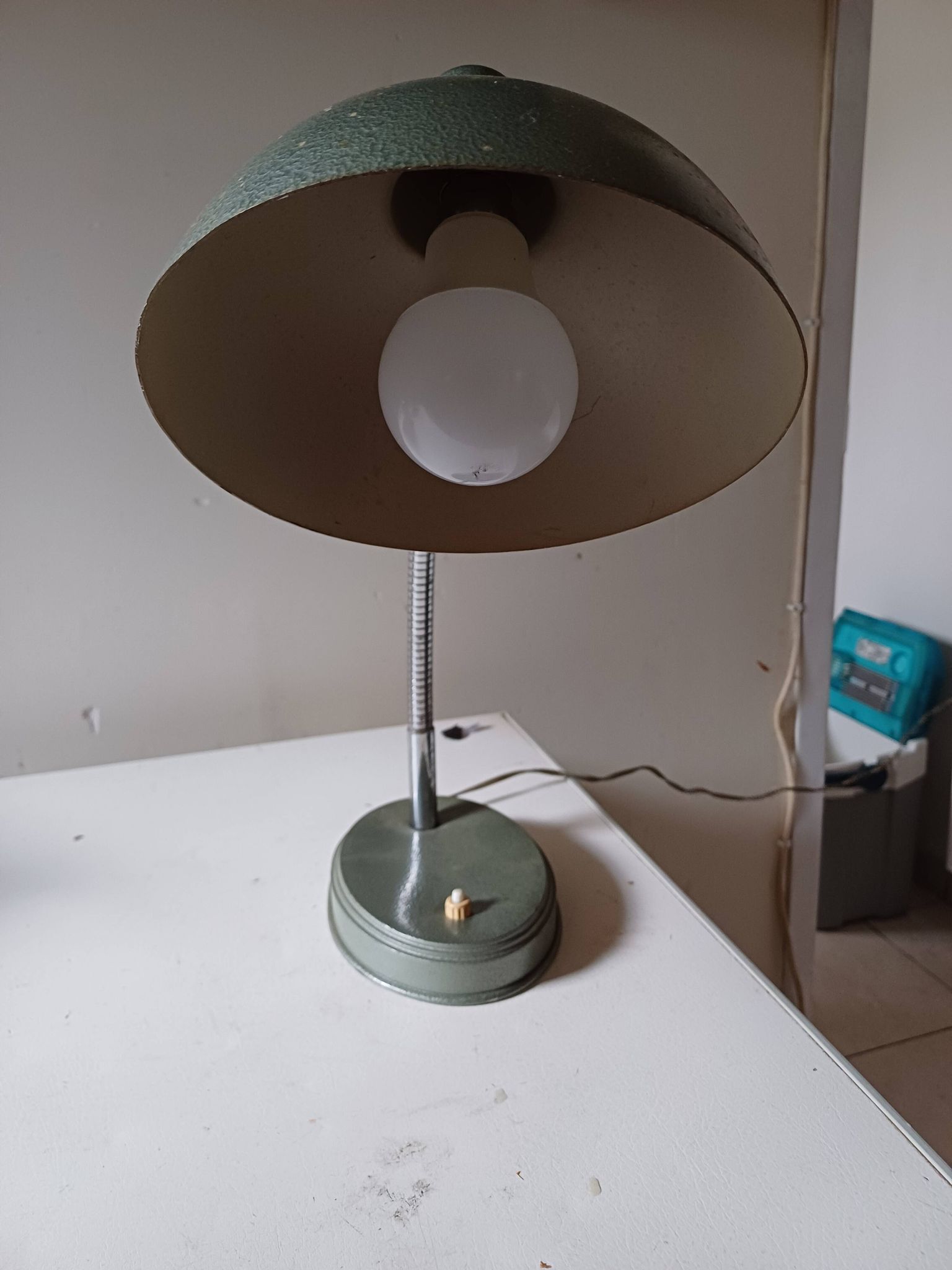 Lampe des Années 60 Métalisé Vert