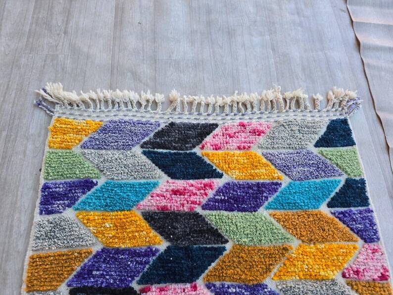 Colorful Moroccan wool rug 250cm x 150cm