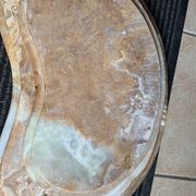 Lot 3 tables gigognes marbre et laiton