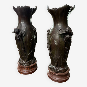 Paire de vase régule patine bronze signé heingle
