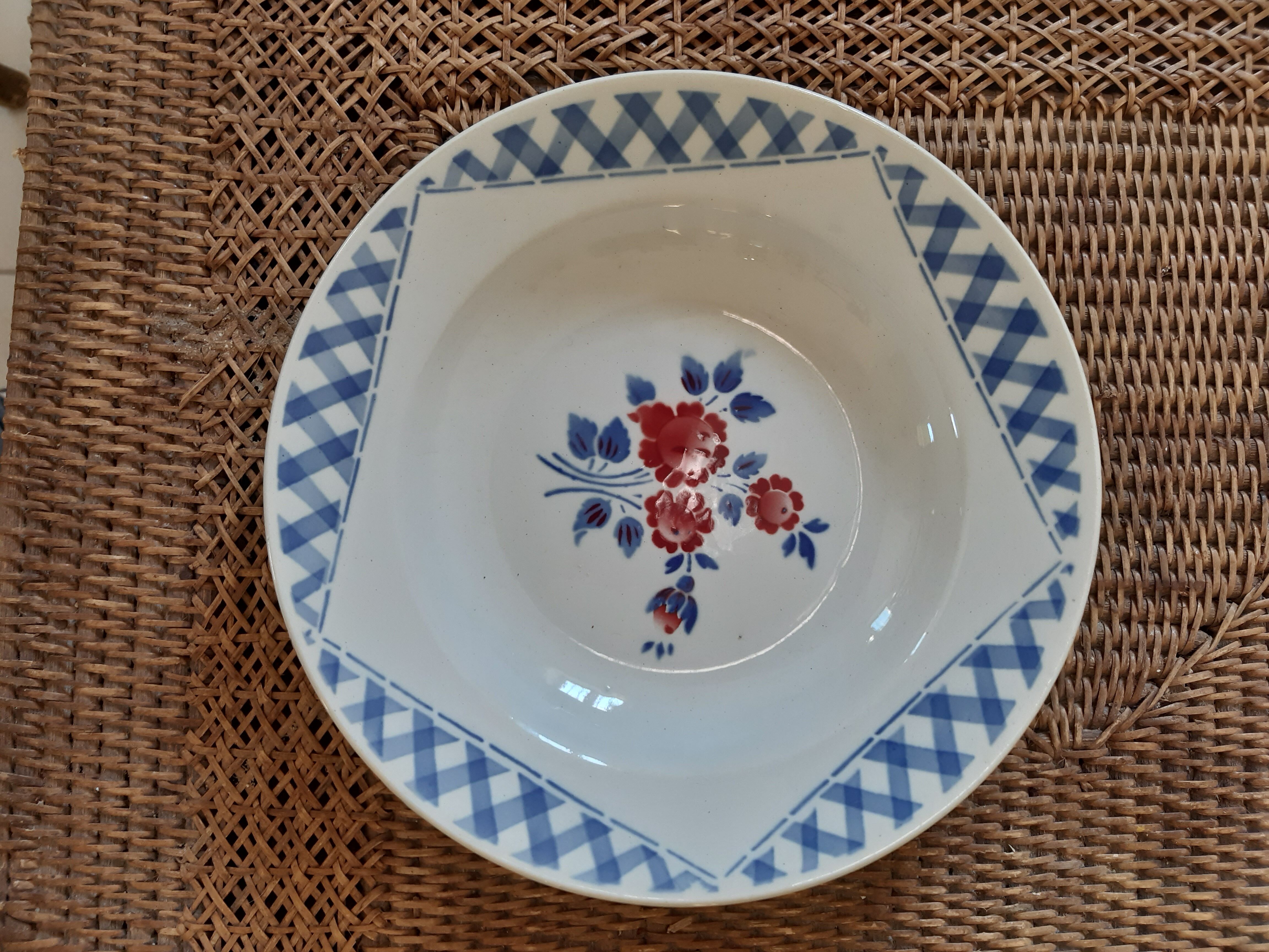 K&G Lunéville Plates