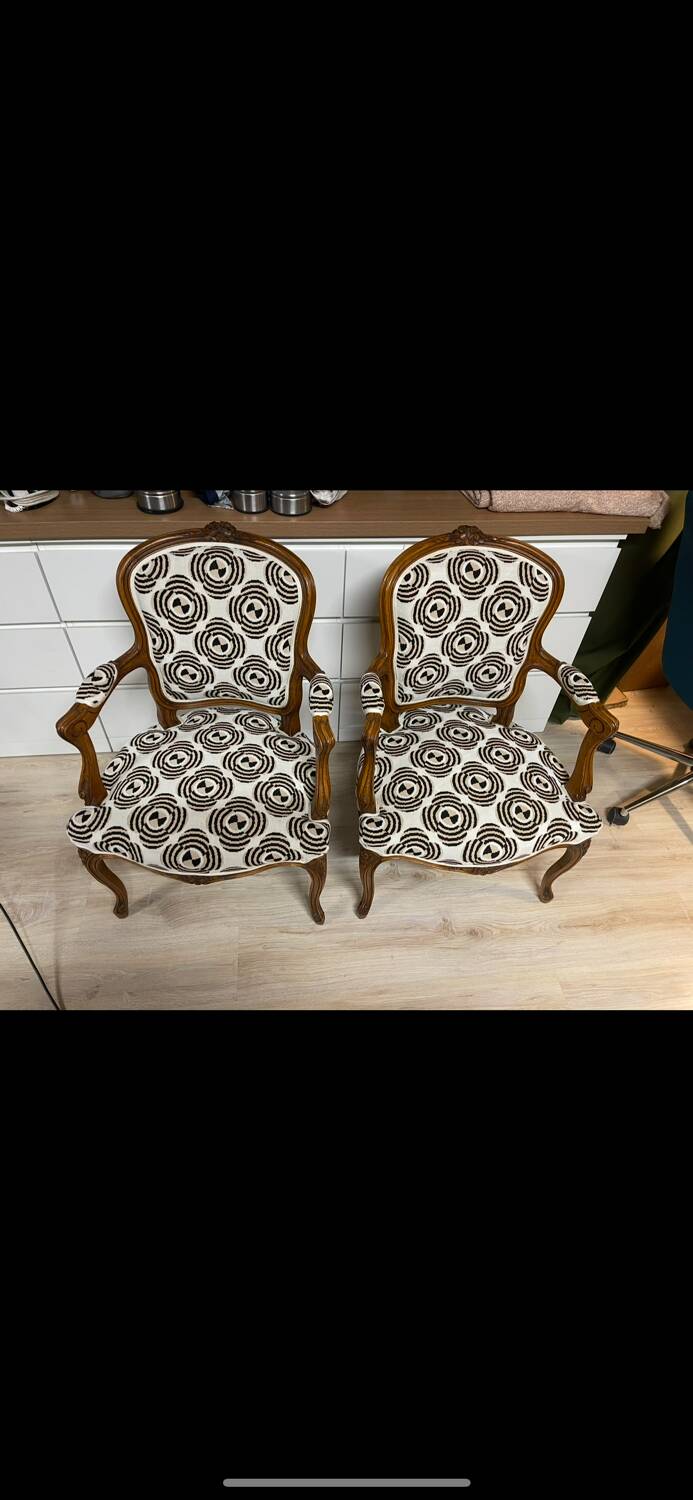 Pair of cabriolet armchairs