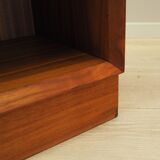 Danish teak bookcase by Hundevad, 1970s