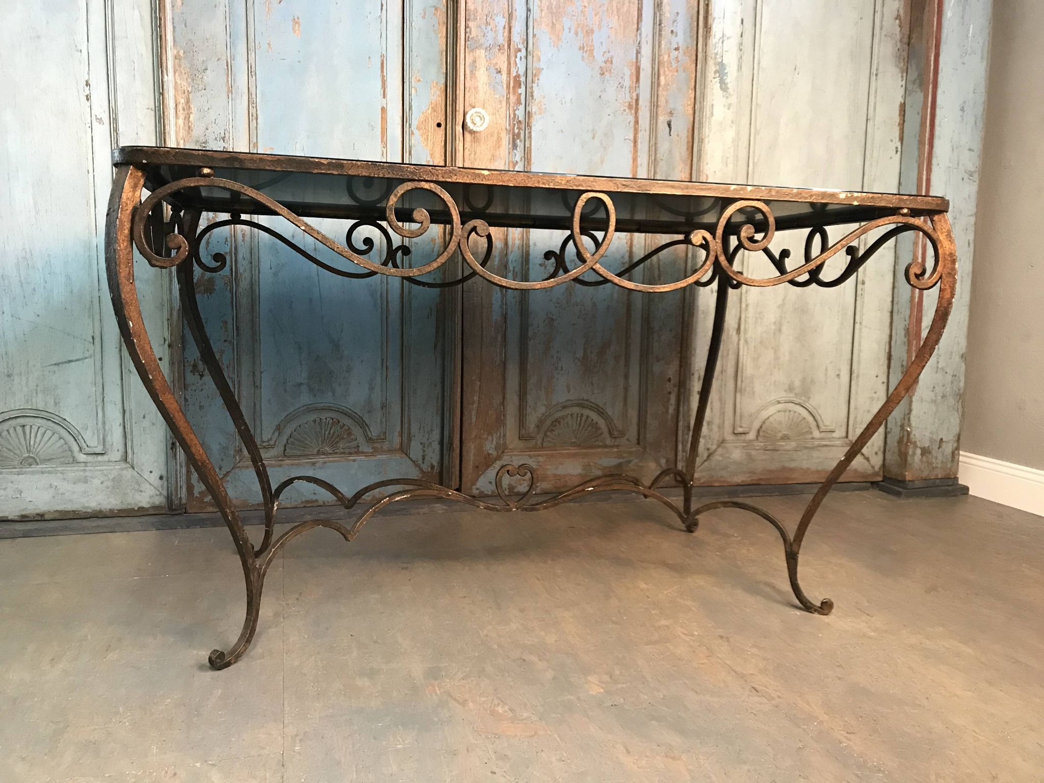 Table à manger Art Déco en fer forgé avec verre noir, années 1930
