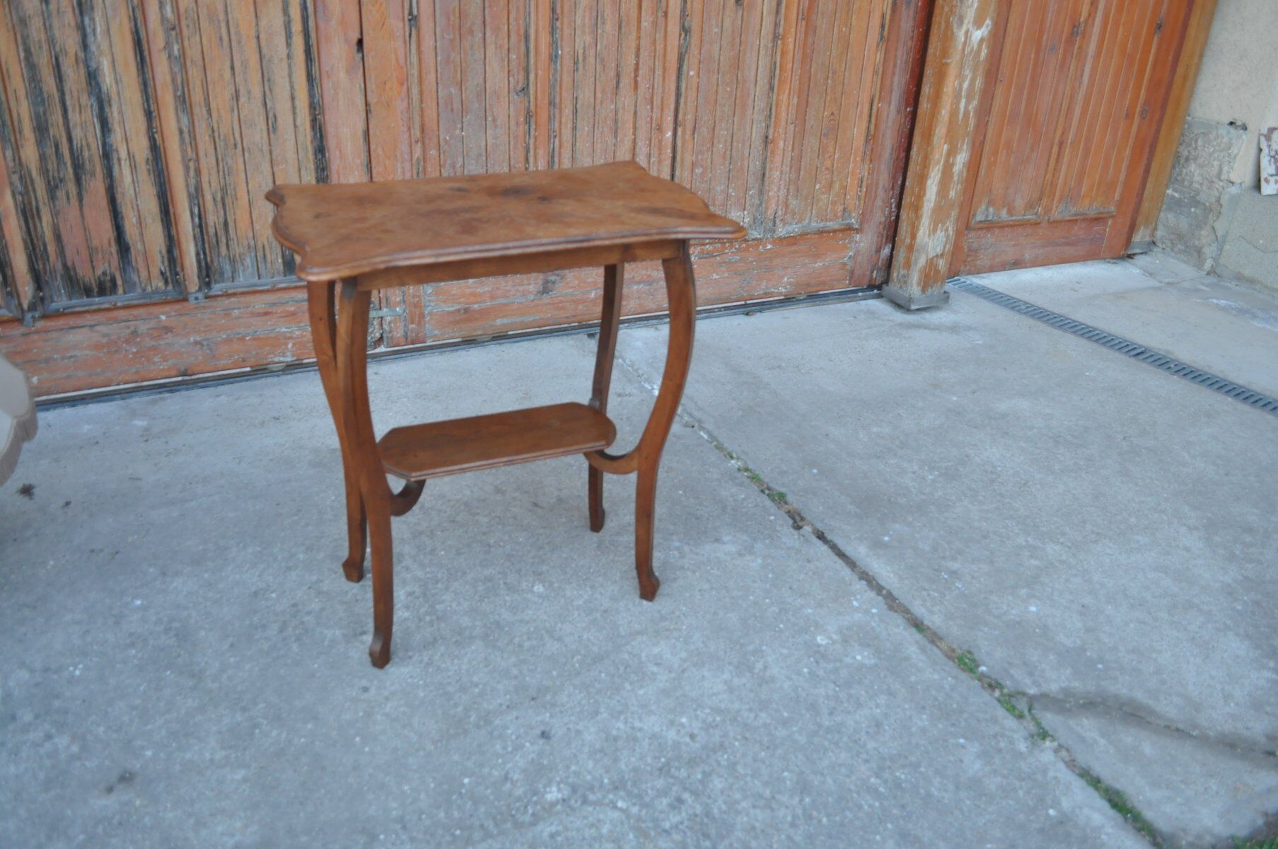 Art nouveau Bentwood side table, 1920s