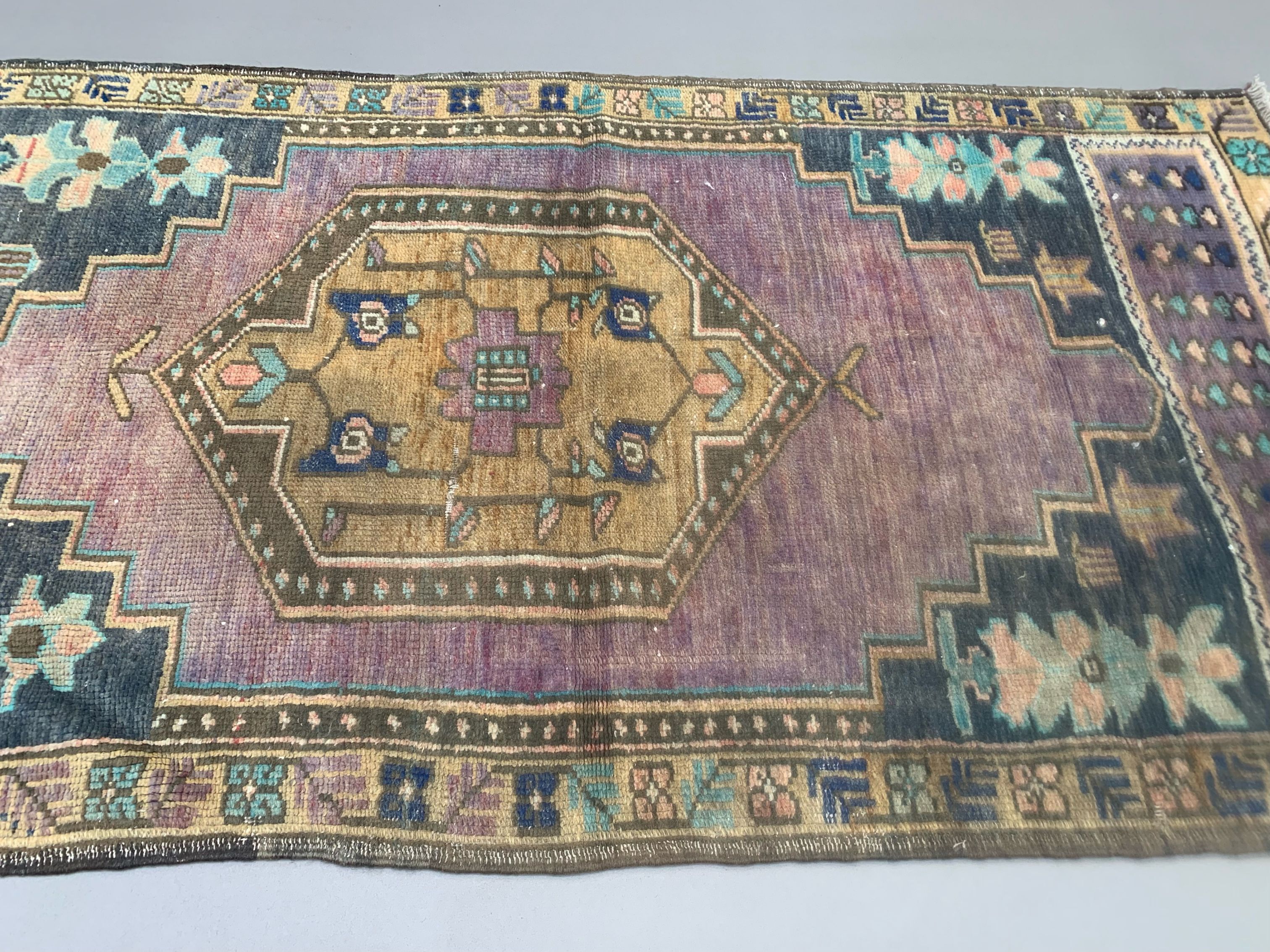 Turkish oushak rug 143x80 cm vintage carpet