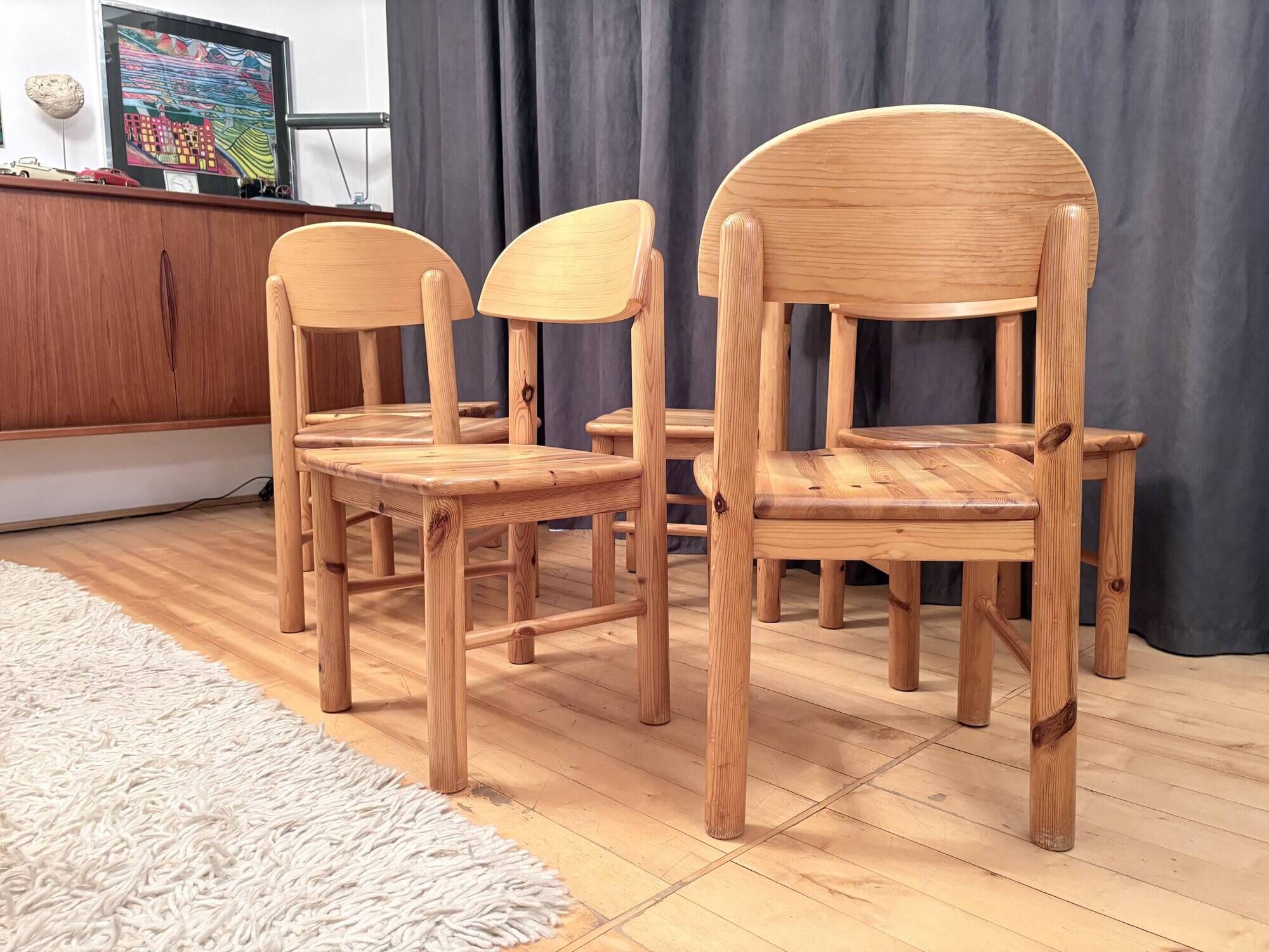 Ensemble de six chaises conçues par Rainer Daumiller, Hirtshals Savvaerk, Danemark.