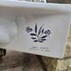 Lavabo, lave main en faïence Vieux Rouen peint à la main