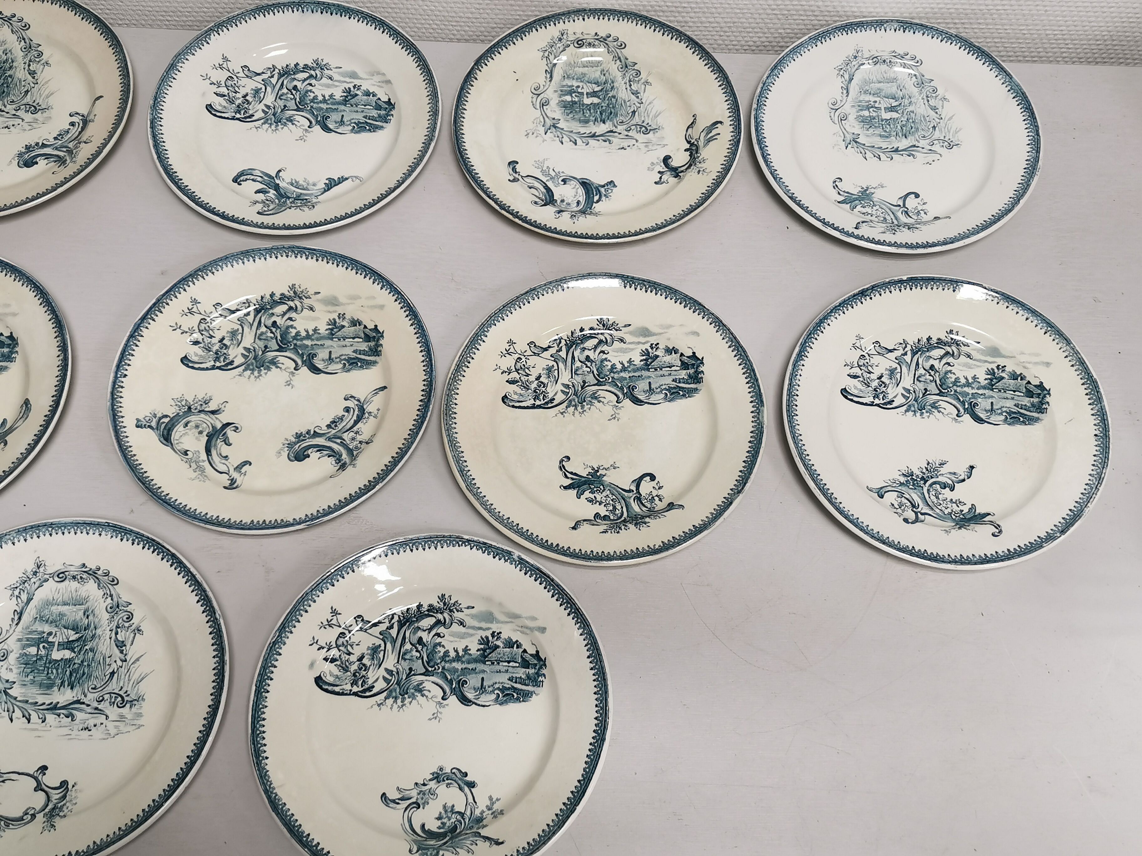 Table service 12 old plates Terre de Fer Rocaille , Faience Pexonne