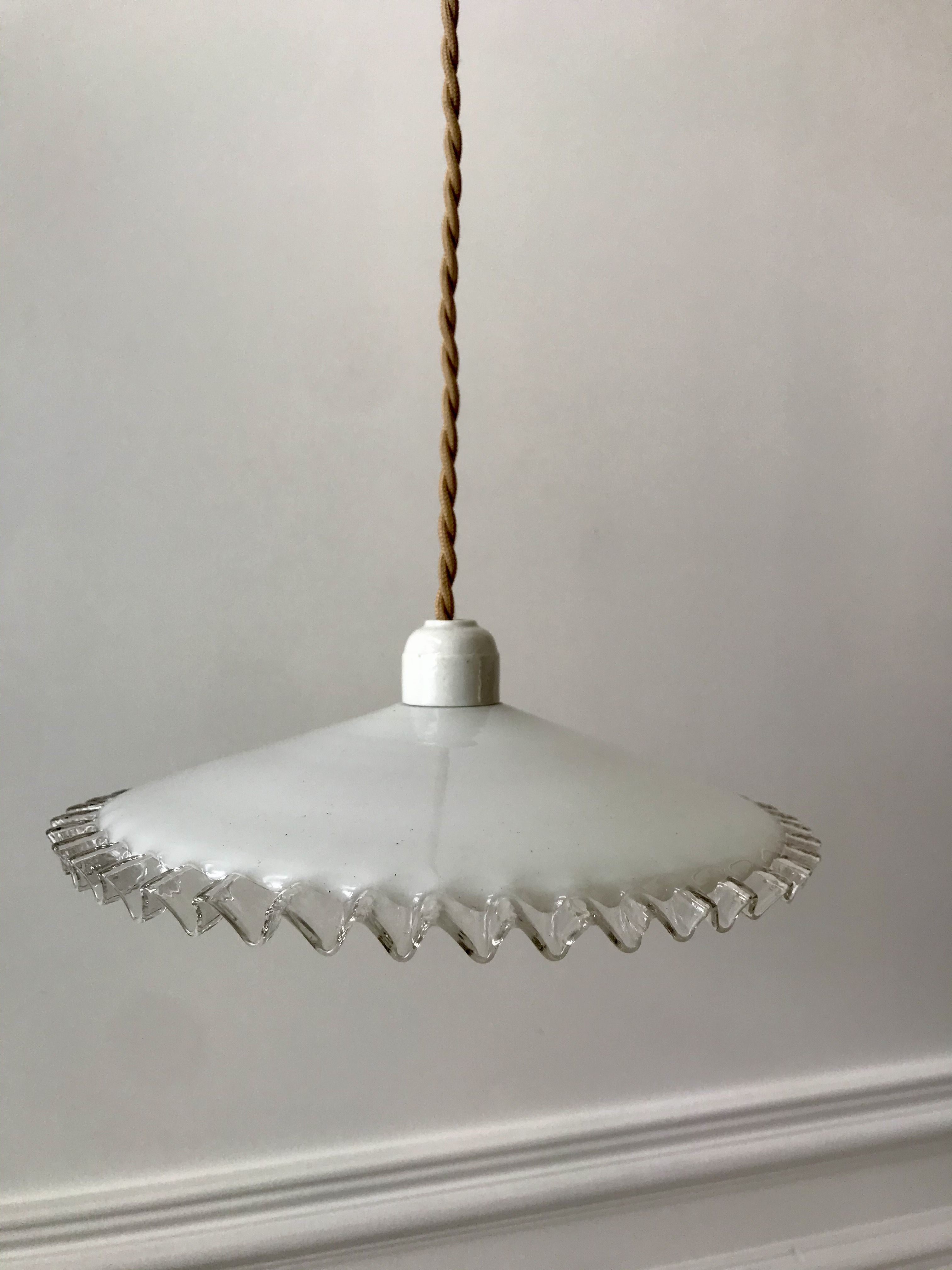 Suspension in serrated opaline and porcelain early twentieth century