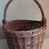 Vintage wicker oval basket