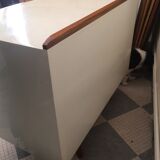 Chest of drawer with compass feet