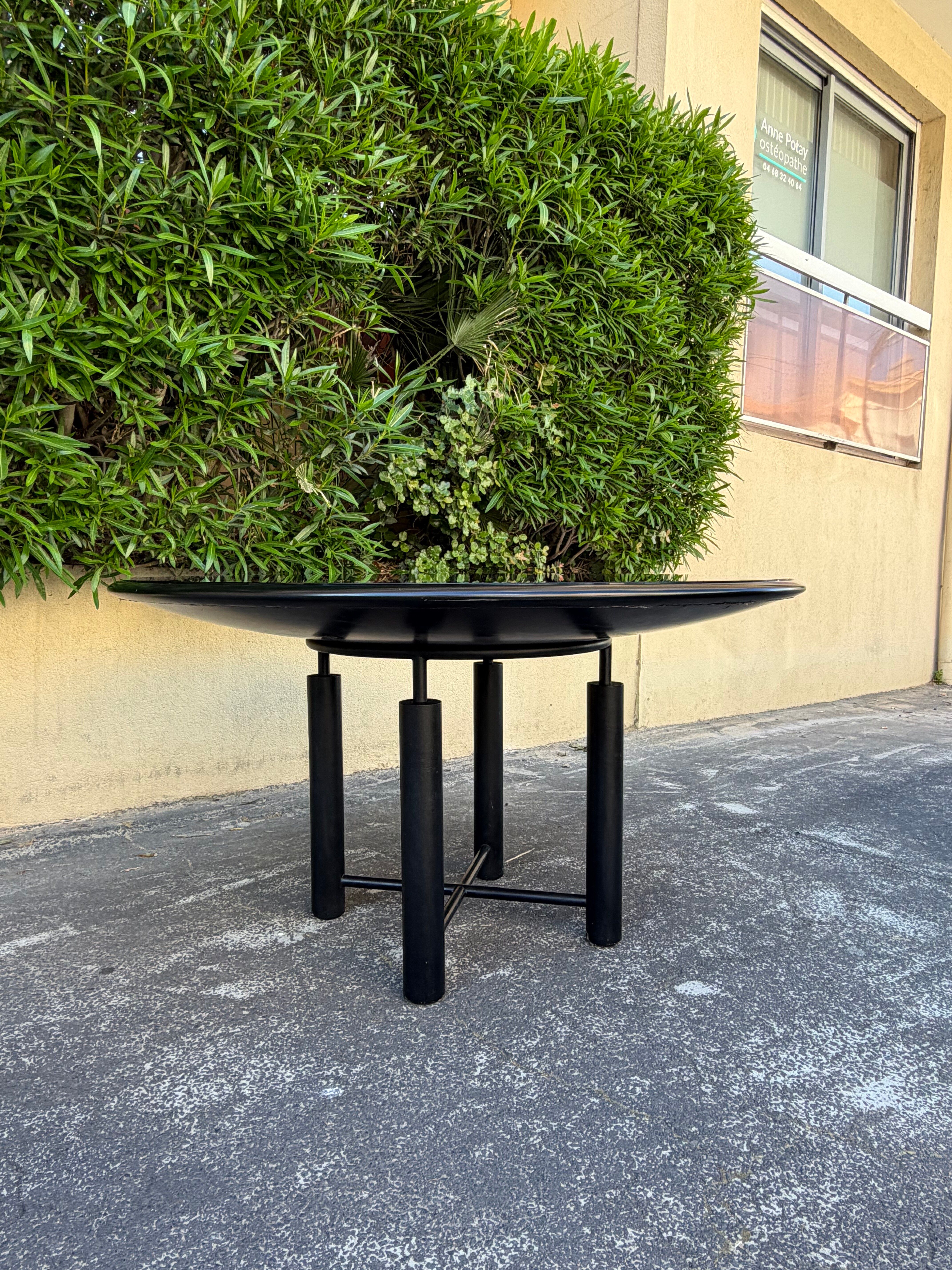 Postmodern Line Roset table model Agora, 1980s