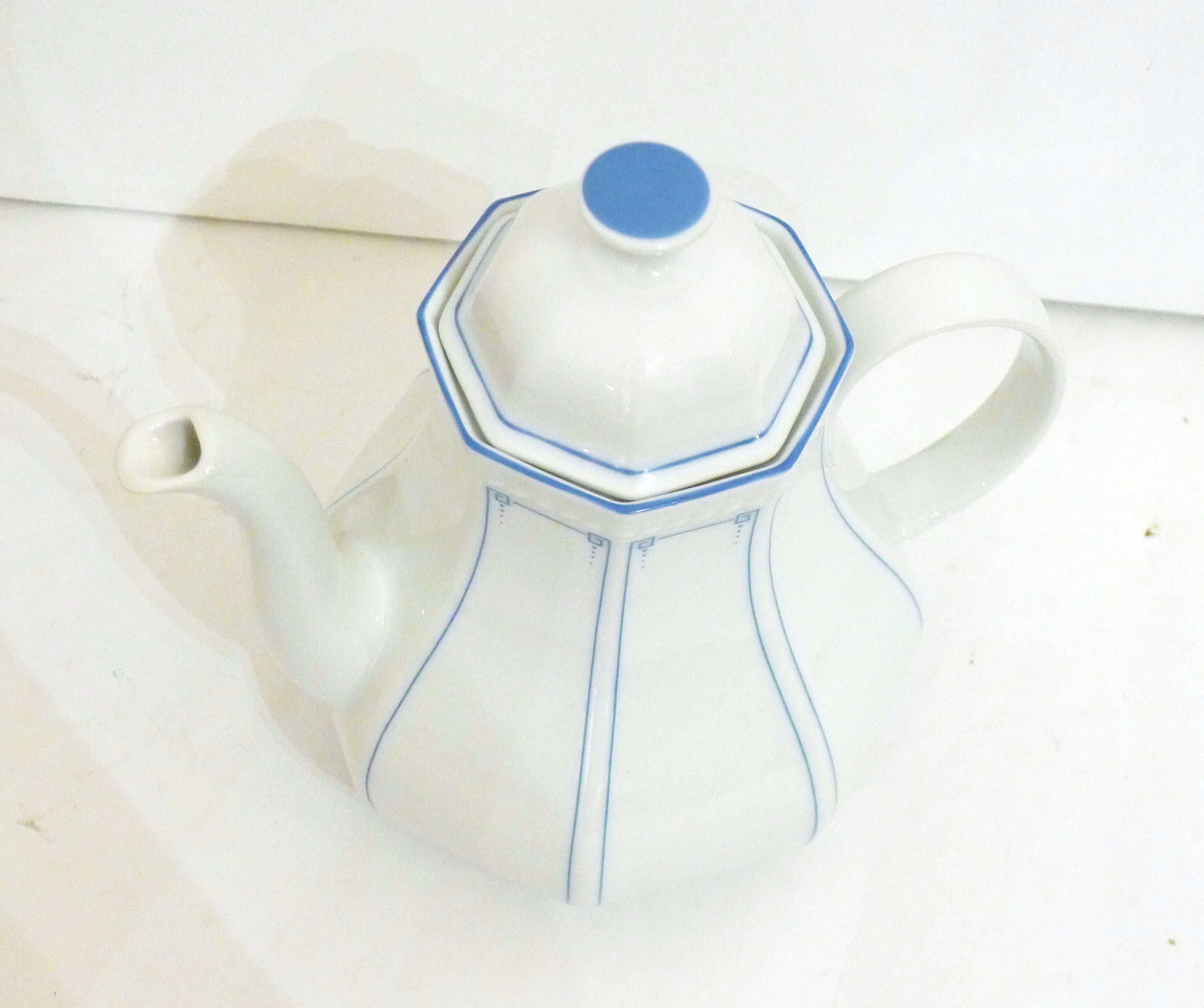 Porcelain teapot Schirnding Bavaria miXXth