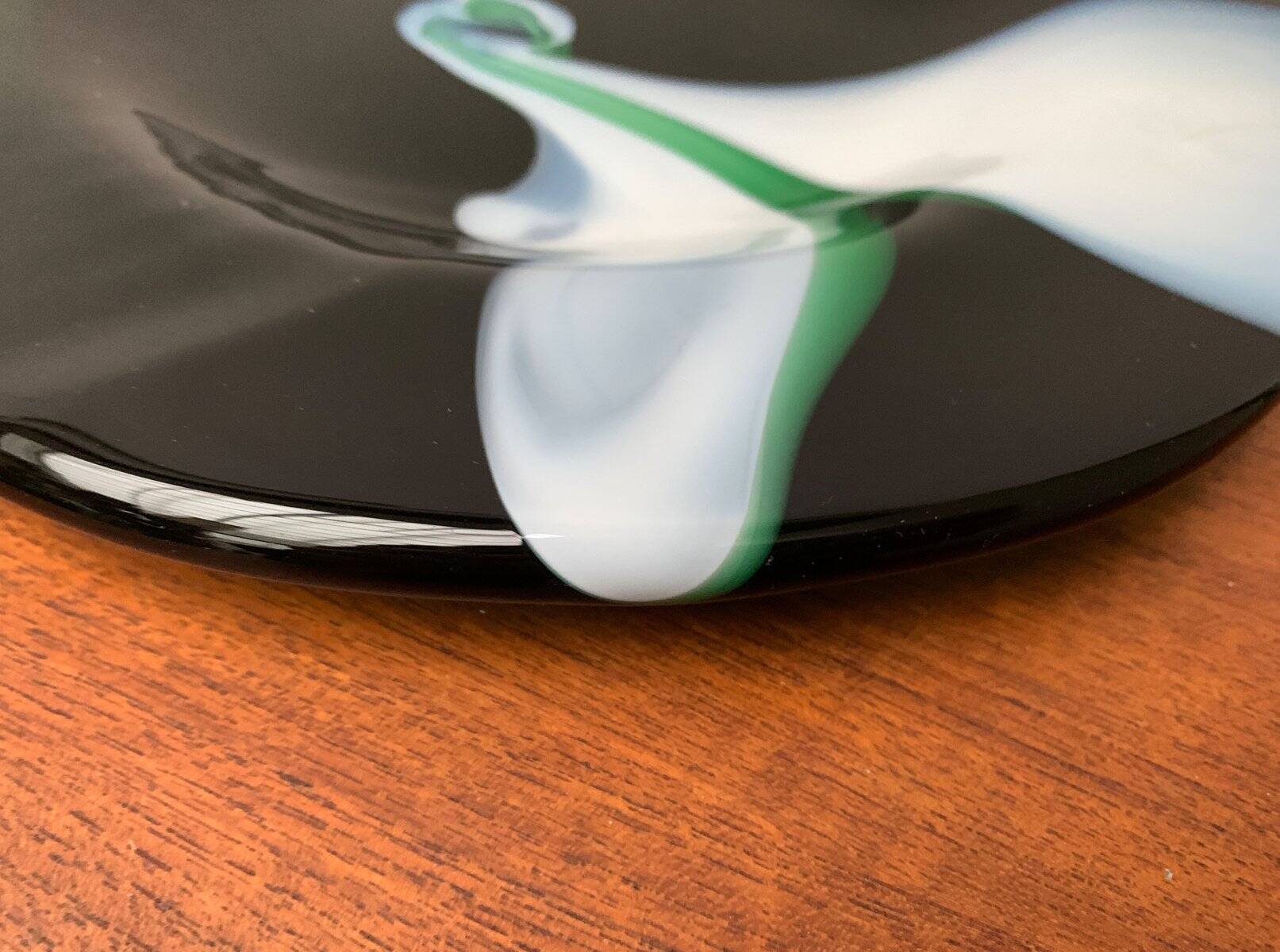 Artistic vintage German glass bowl plate by Hans Jürgen Richartz for Mathildenhütte, Solingen.