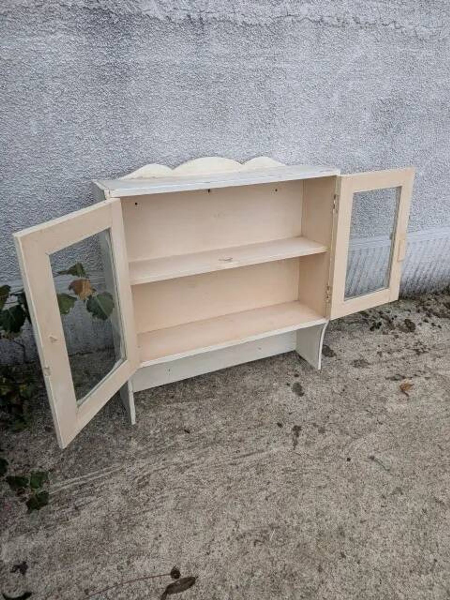 Petite vitrine à suspendre