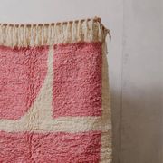Handmade pink rug for your space, size 150 x 250 cm