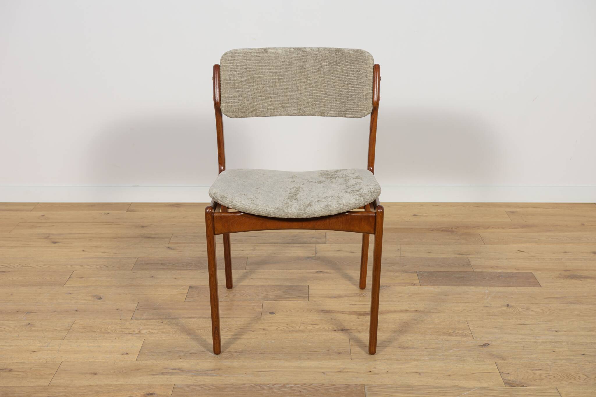 Mid-Century Model 49 Dining Chairs in Teak by Erik Buch for Odense Machine Gunning, 1960s, Set of 8