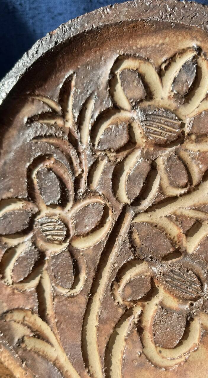 Decorative wall plate by Michel Batlle at Ravel (1946)