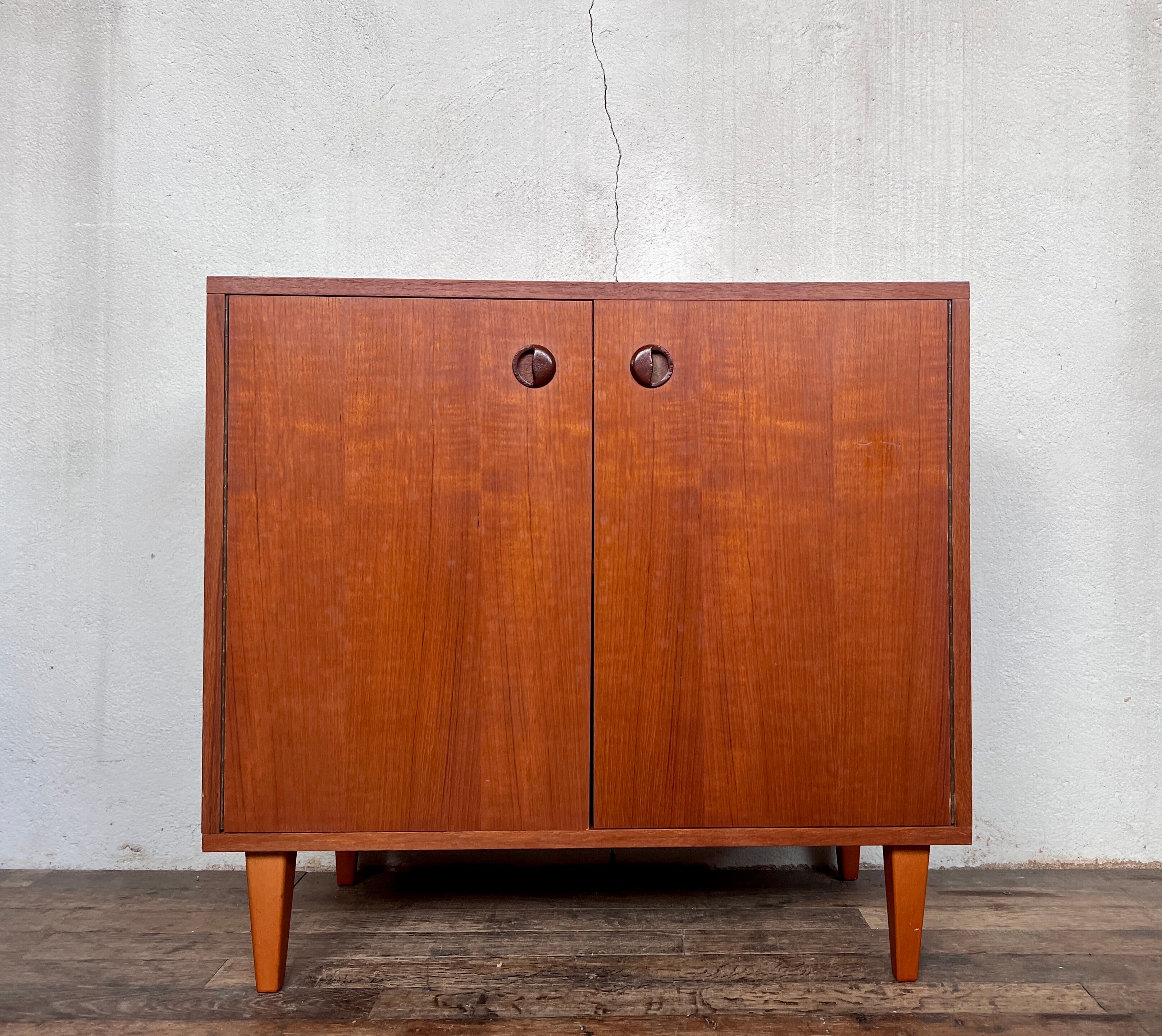 Buffet scandinave en teck 1960