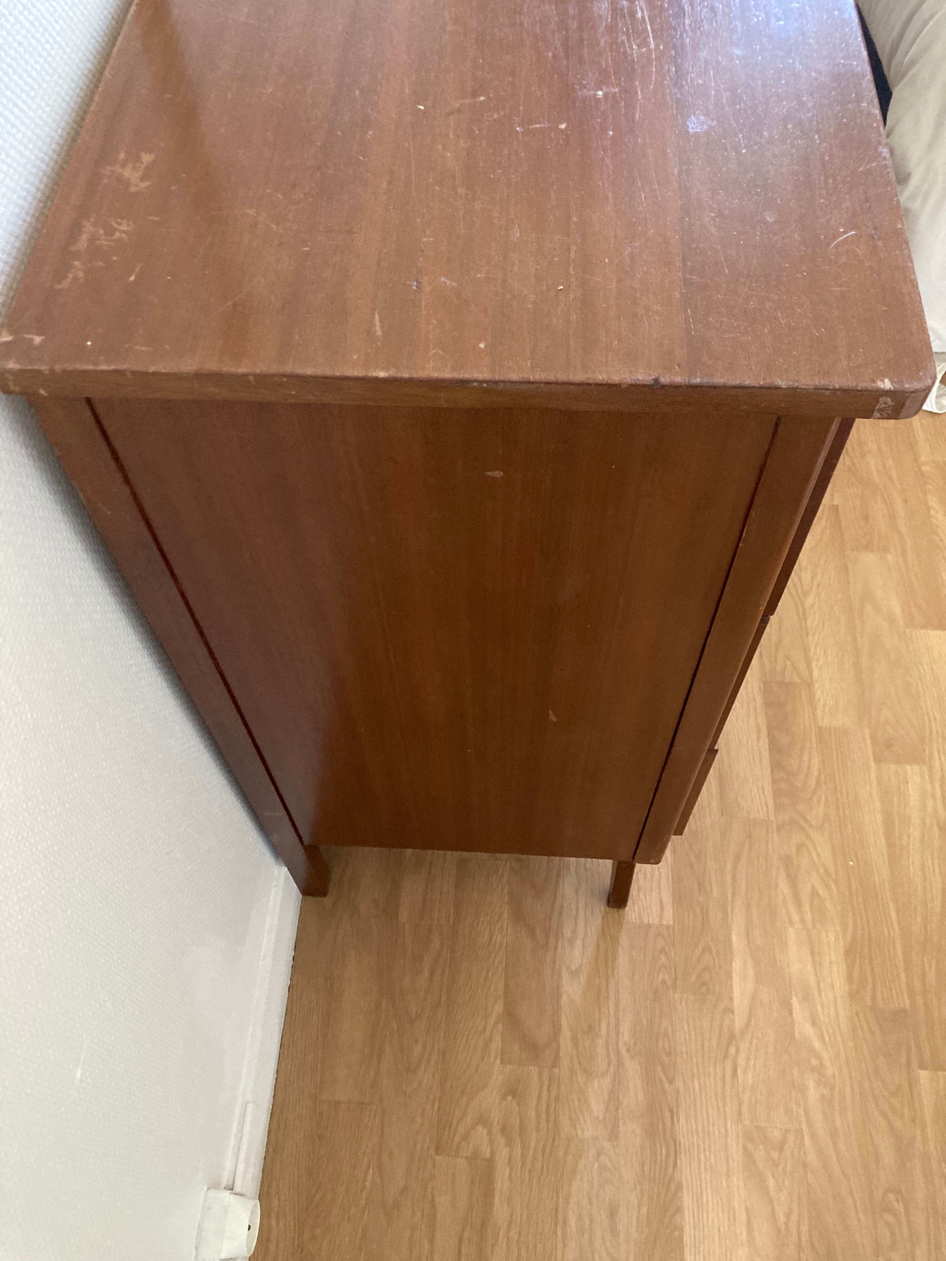 Vintage chest of drawers year 50
