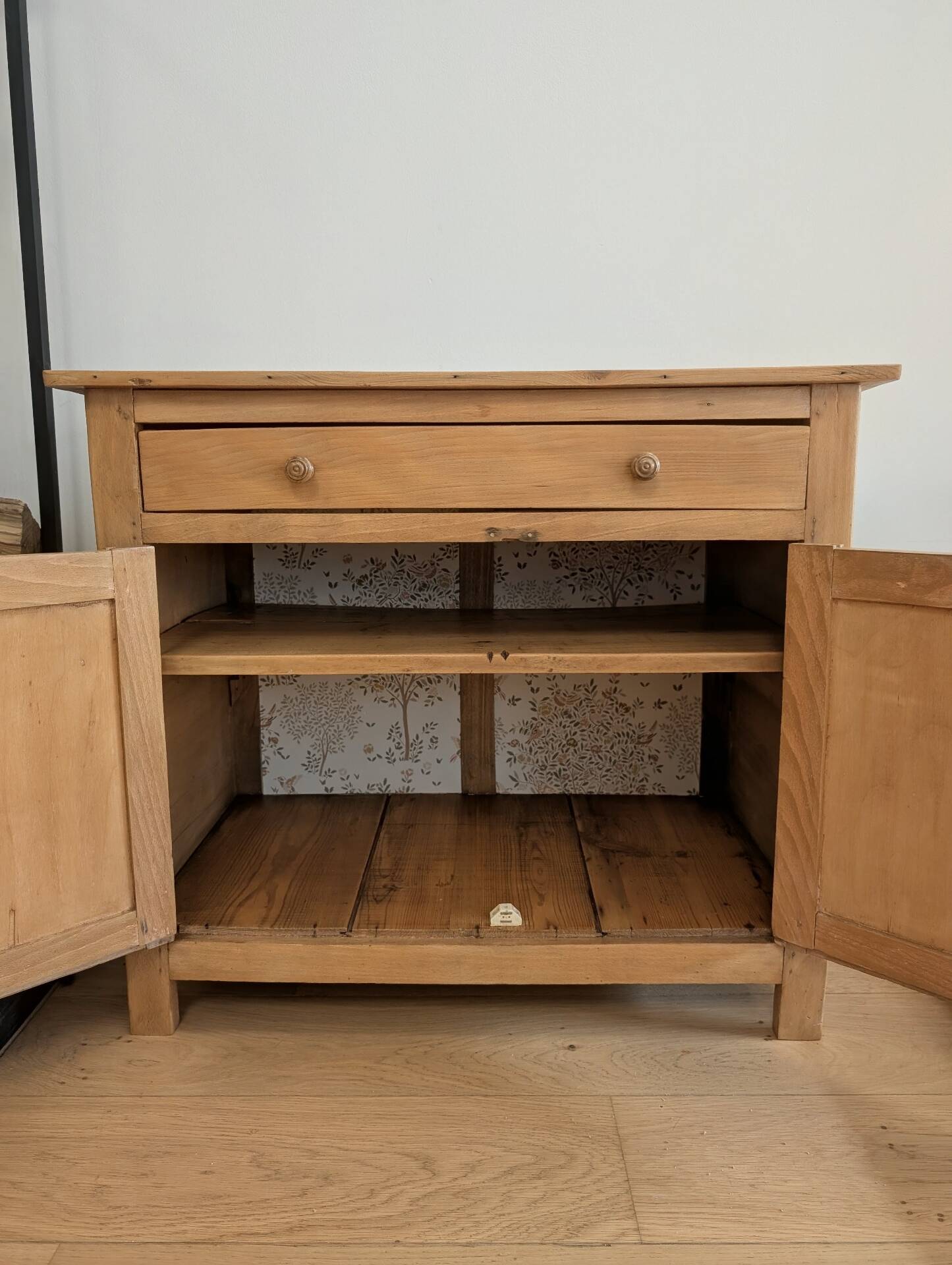 Vintage wooden renovated sideboard, 2 doors and 1 drawer.