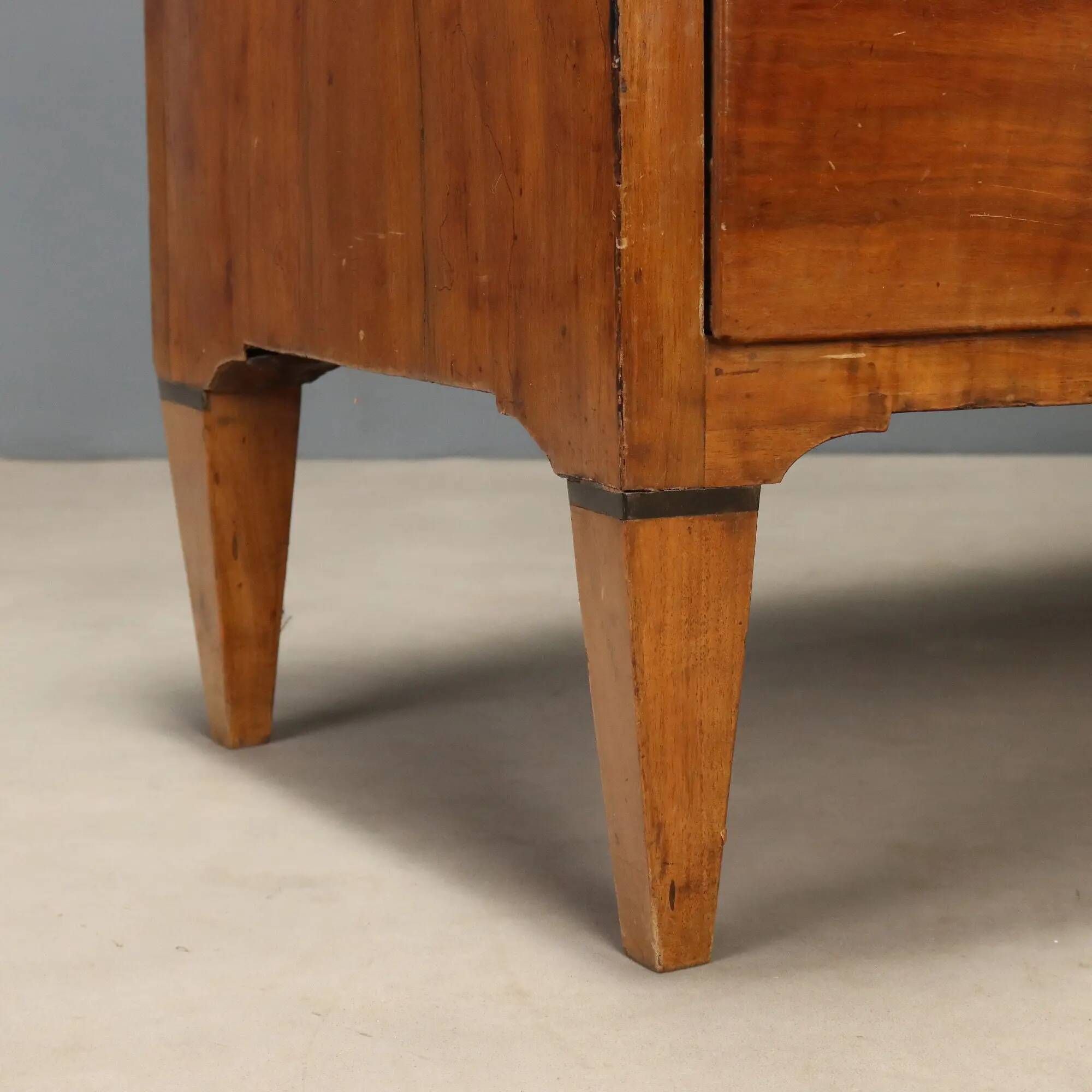 Antique drop-leaf cabinet in walnut, painted ebony wood, 19th century.
