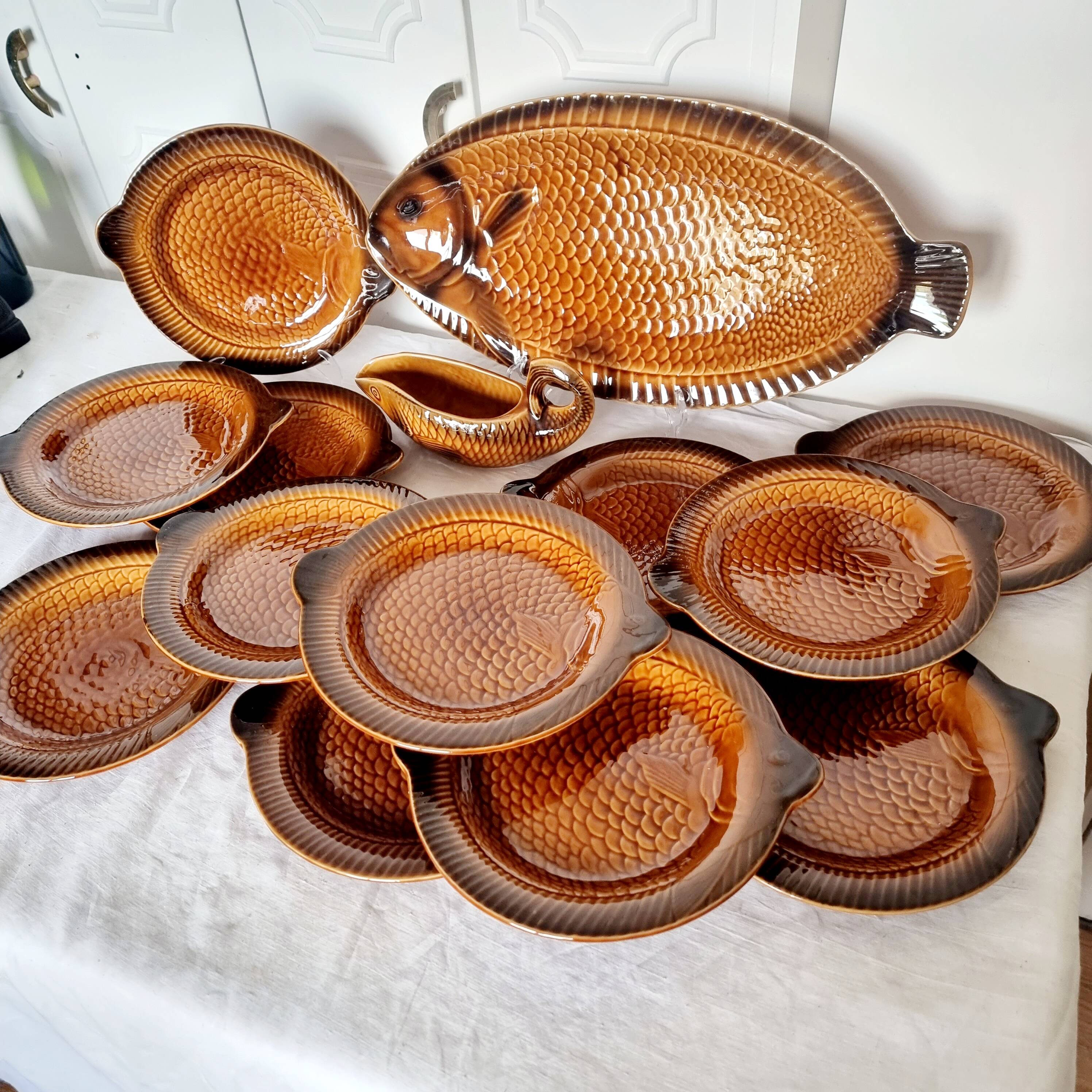 French ceramic dinnerware and plates set sarraguemines 1970s