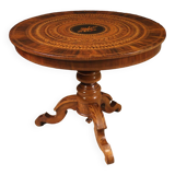 Elegant 20th century Sorrento table