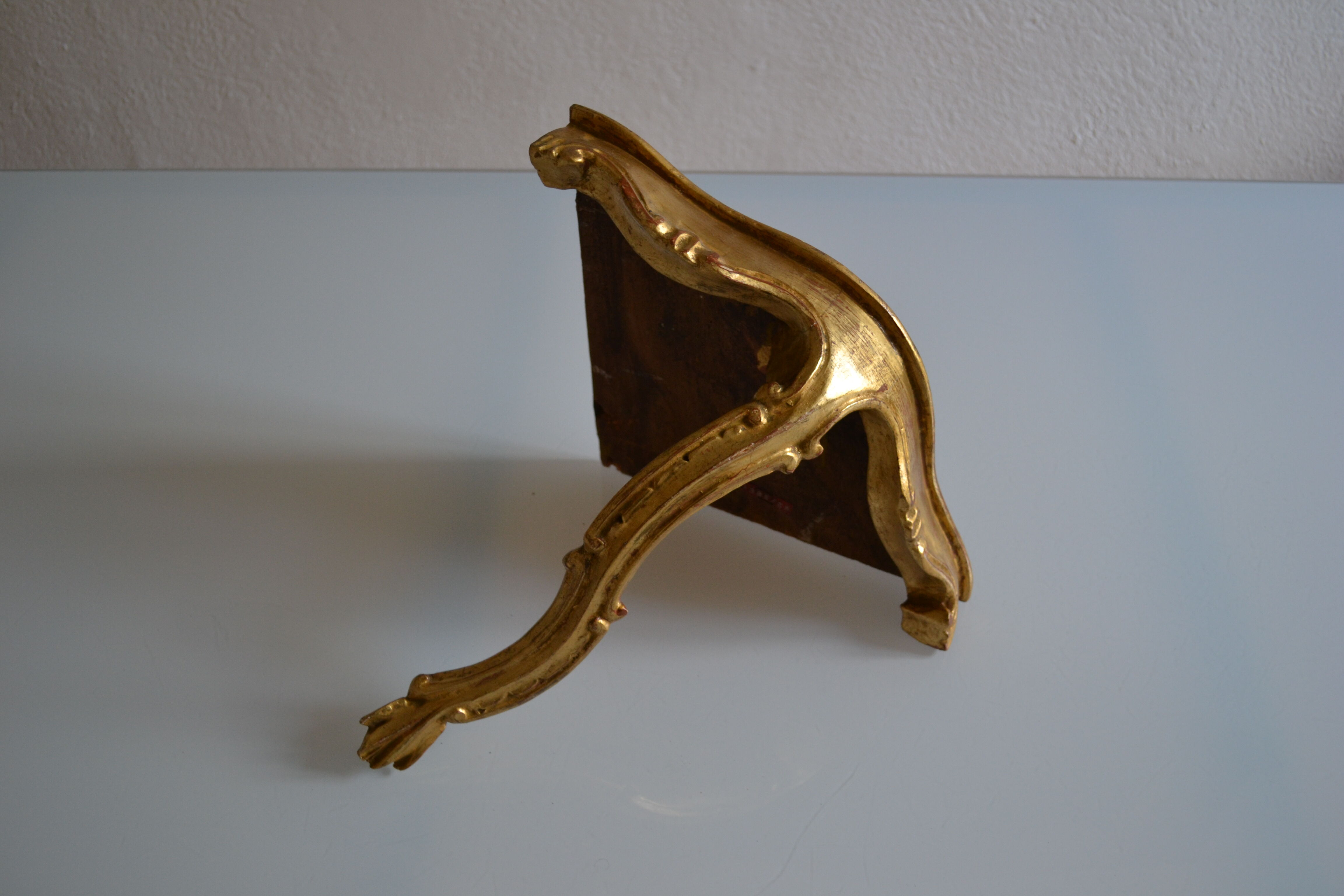 Baroque style corner console