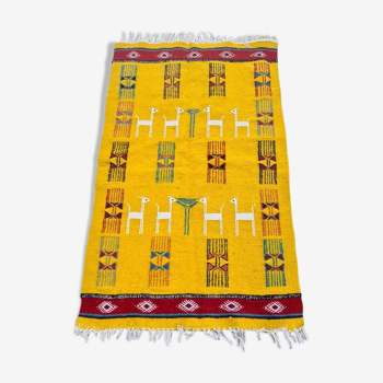 Tapis kilim jaune motarde traditionnel fait main en pure laine - 120x70cm