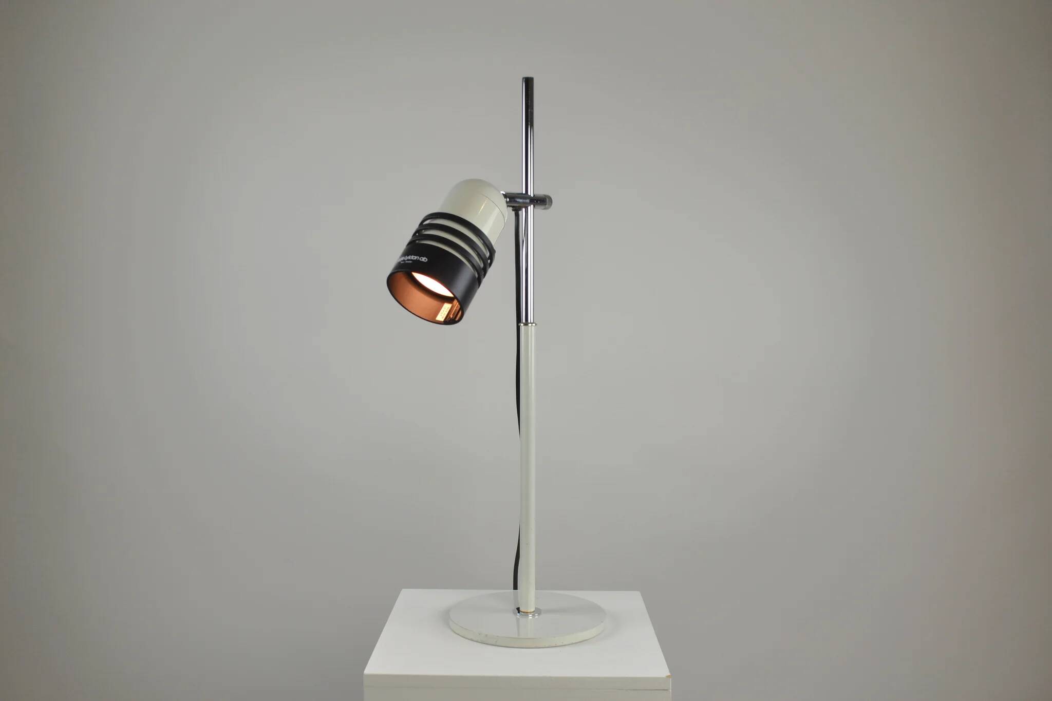 Lampe de table ou de bureau "Minor" par Stig Ahlström et Clas Kock pour Ateljé Lyktan, Suède, 1982