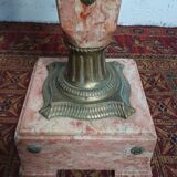 Colonne haute en marbre rose et bronze style Louis XVI