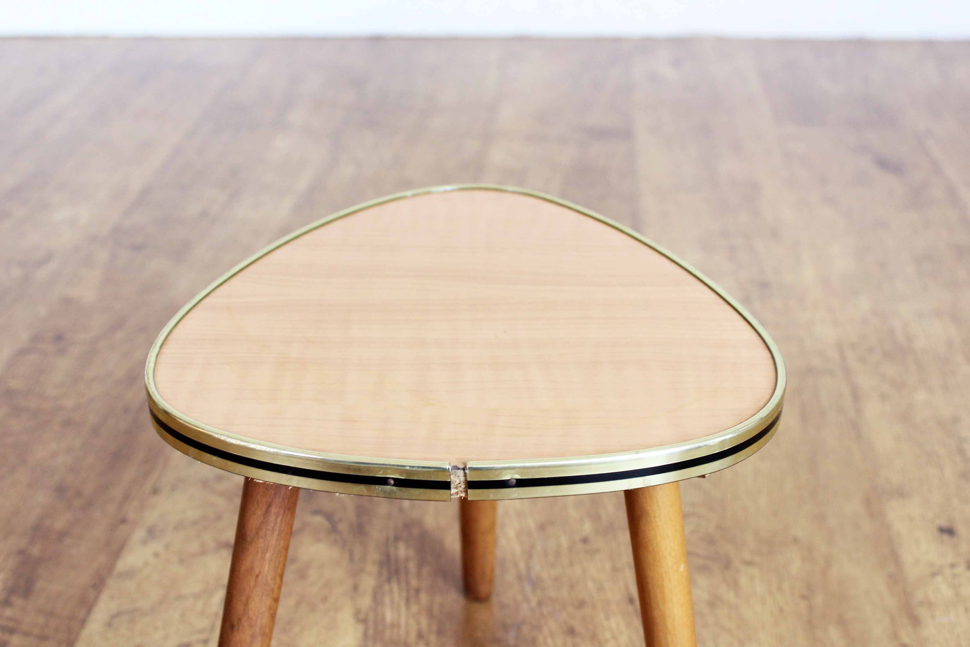 Tripod pedestal, plant holder