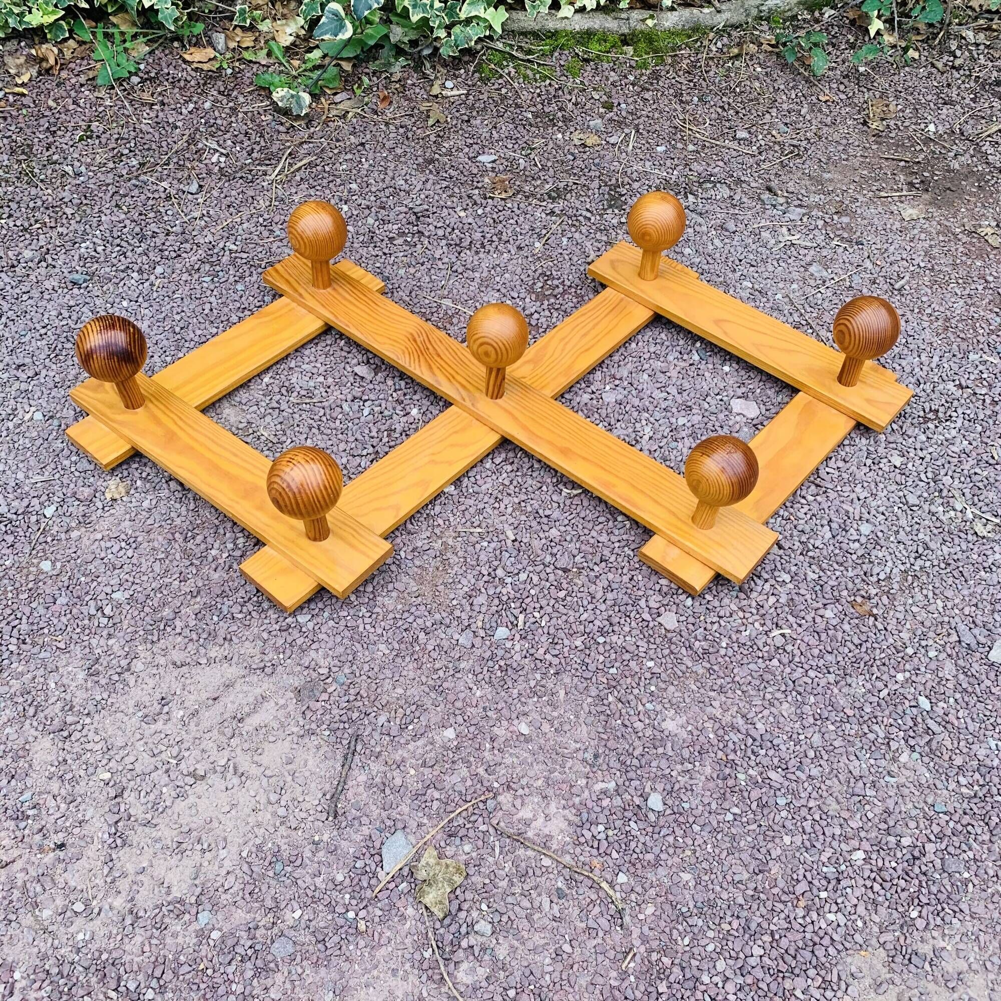 Extendable vintage coat rack in pine