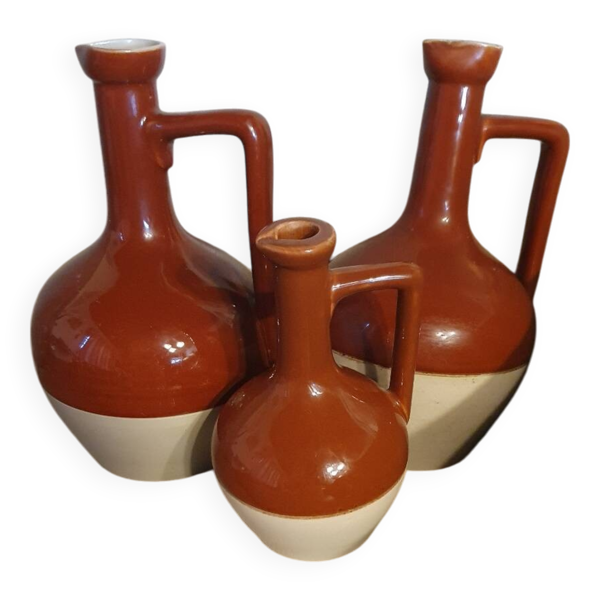 Trois carafes en grès vernissé Bardinet distillateur Bordeaux