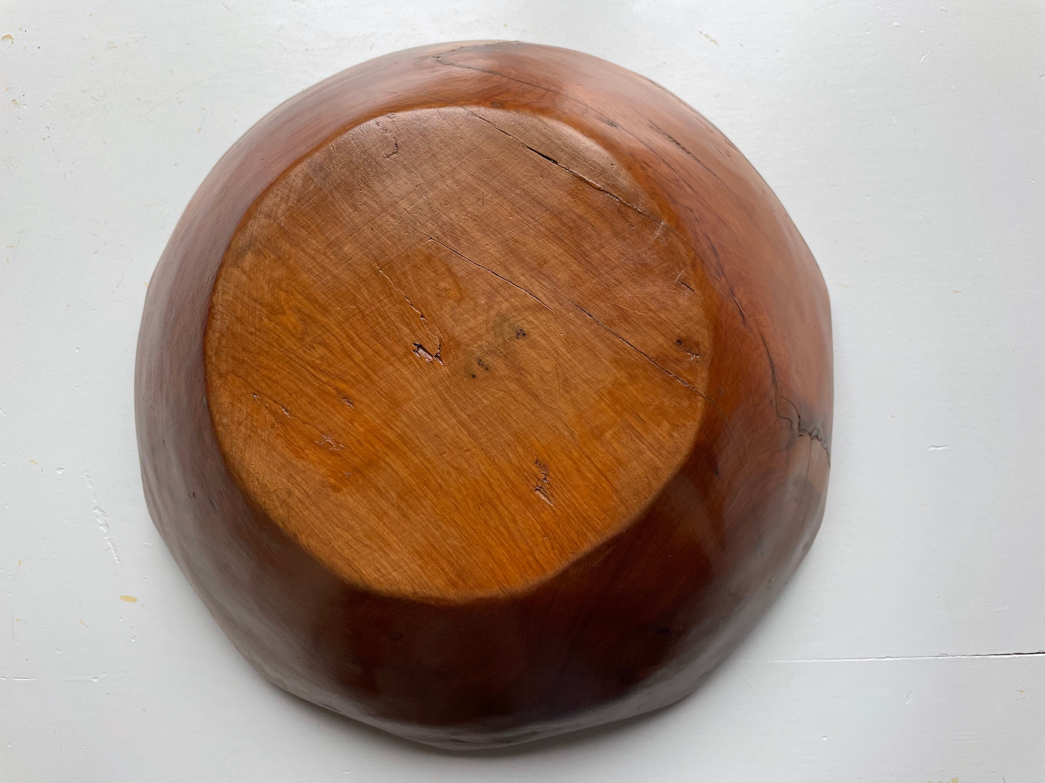 Coupe à fruits en bois biseauté