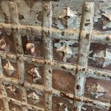 Coffre indien en bois et métal patiné vert