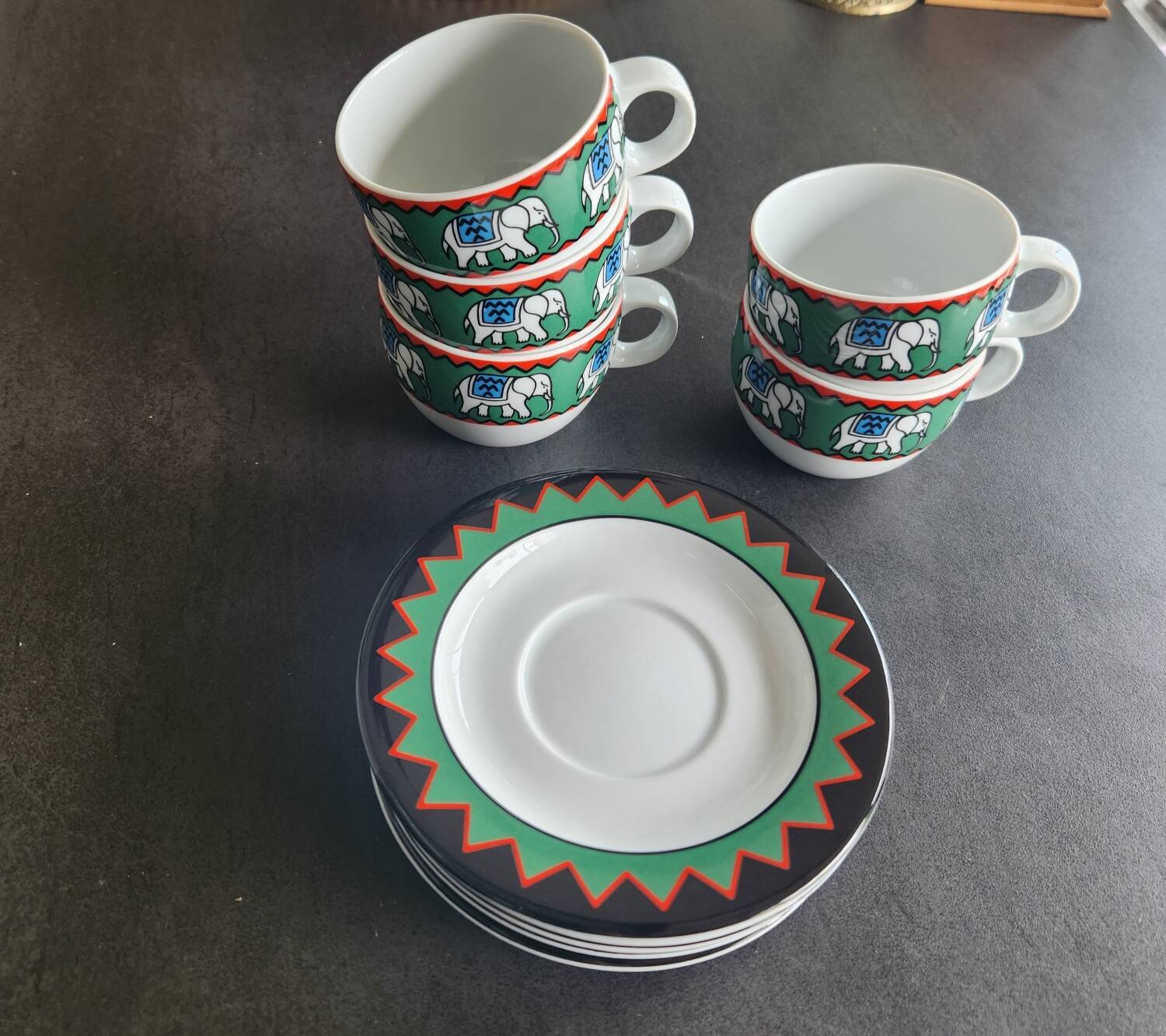 5 cups and saucers by Guy Degrenne