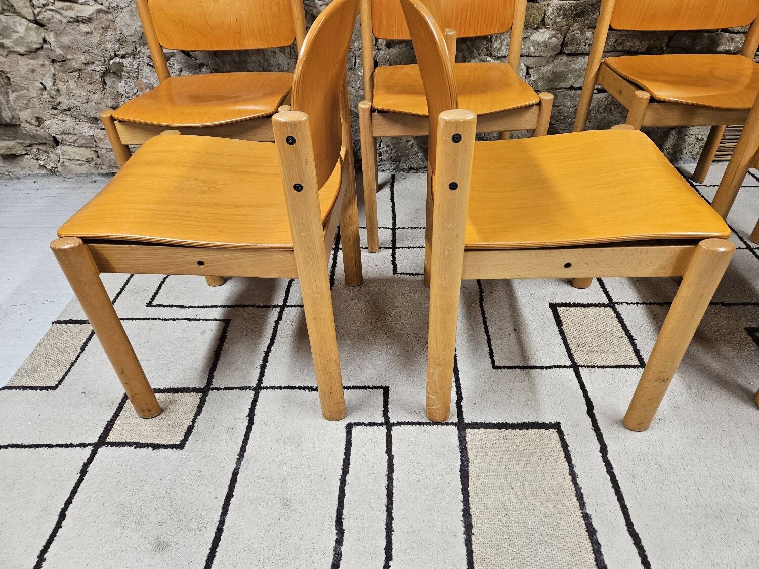 Lot 6 Danish stackable chairs 1970 vintage