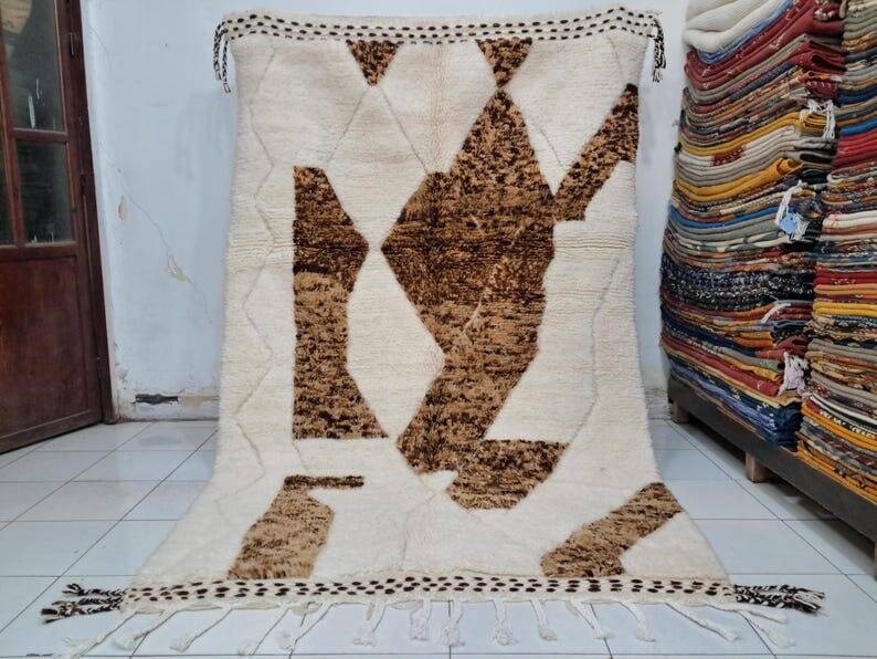 Handmade traditional artisan rug size 1.5/2.5 m