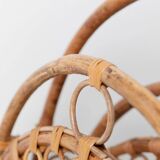 Vintage bamboo magazine rack in bois wood finish, rotin-et-osier-inspired, mid-century Italian design, 1970s