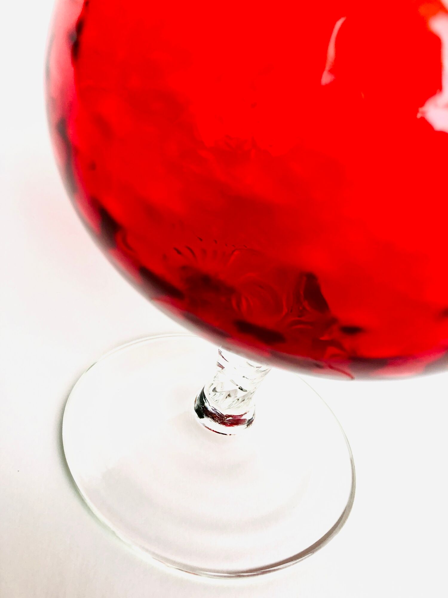 Red textured glass vase from the 60s 70s, Italy, Empoli