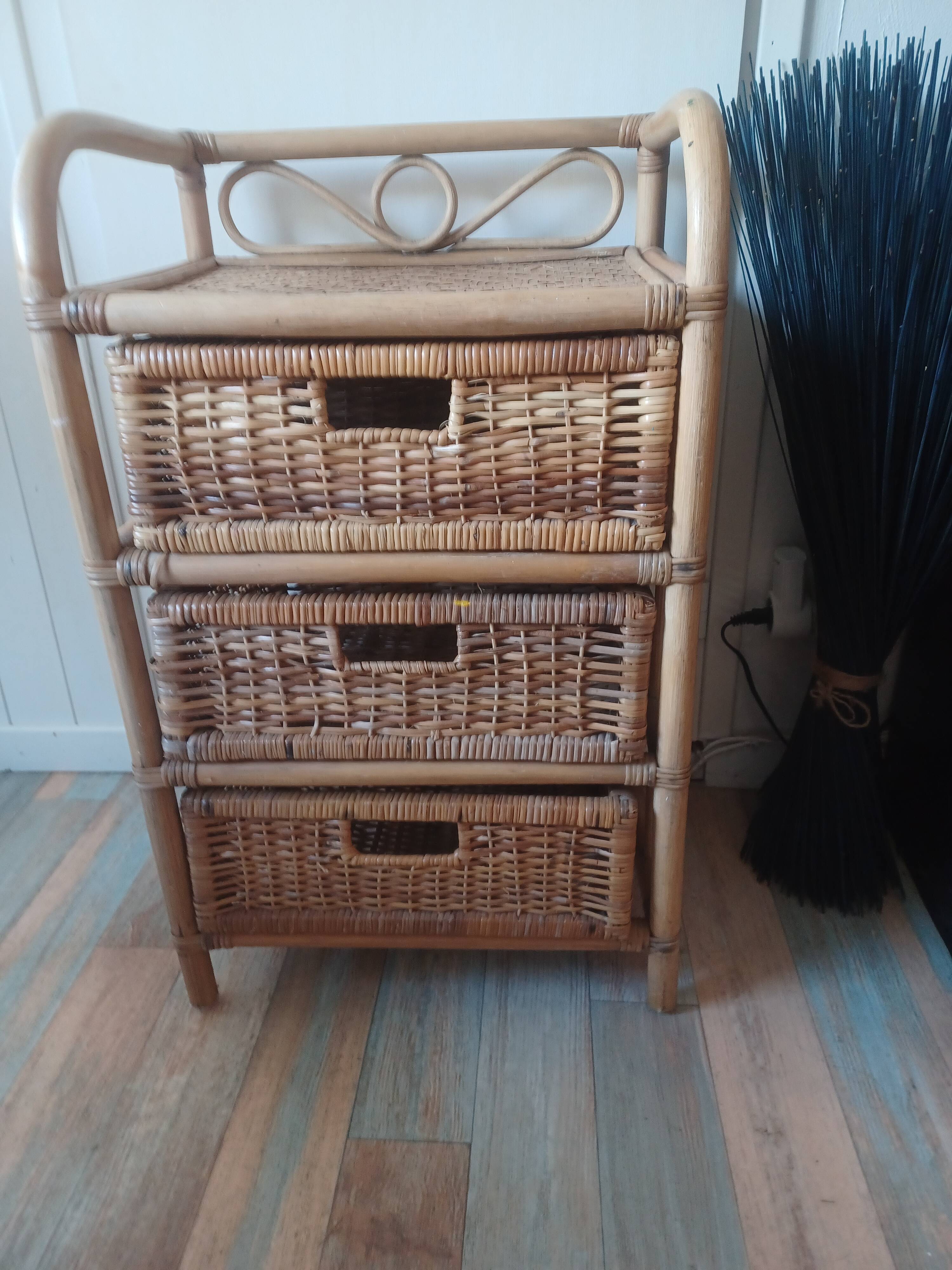Lot de 2 commodes 3 tiroirs en rotin vintage