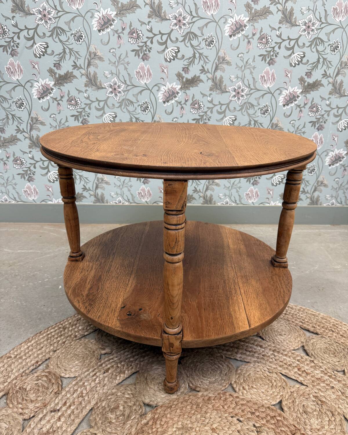 Table basse ronde en chêne rénovée