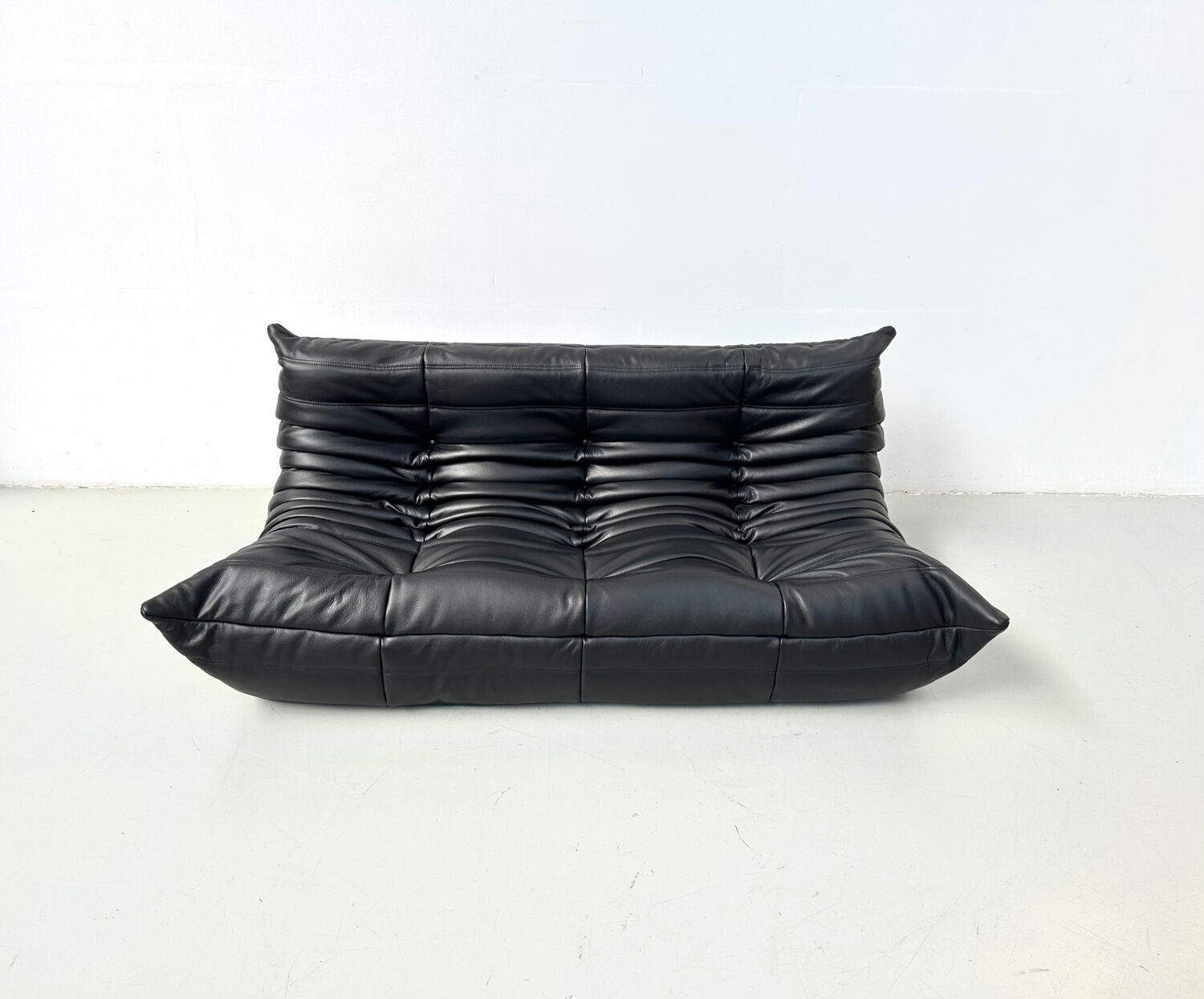 Togo 3-seater in Black Leather designed by M. Ducaroy for Ligne Roset